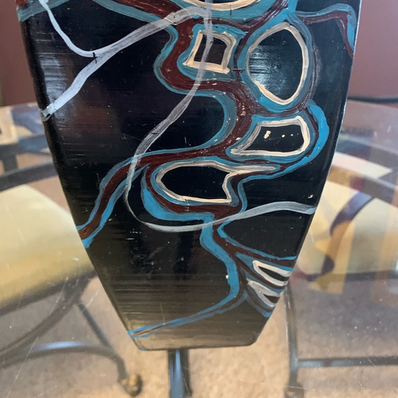 Hand painted one of a kind large wooden organic vase - Picture 5 of 10